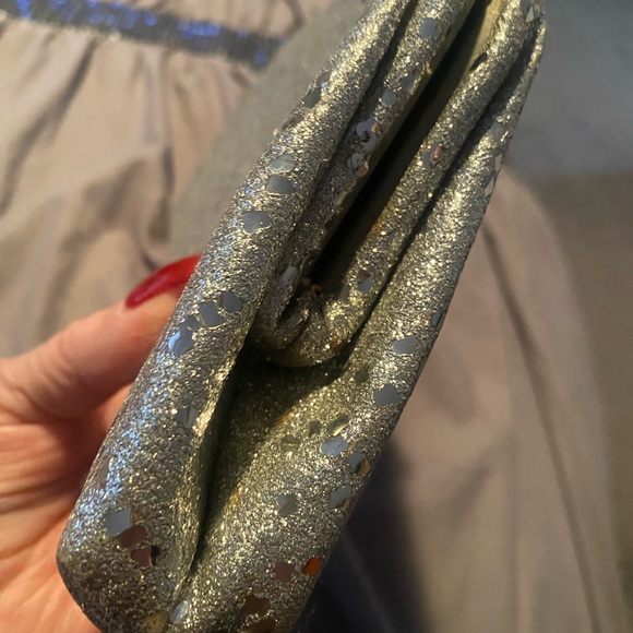 Sparkle Plenty. Vintage glam clutch with Chain ✨✨ - Picture 7 of 9